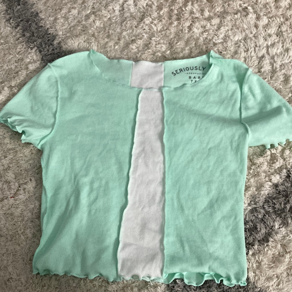 xs baby tee by aeropostale